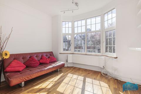 2 bedroom maisonette to rent, Chandos Road, London, N2
