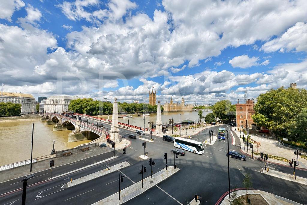 Apartment in 1 Albert Embankment - View 2
