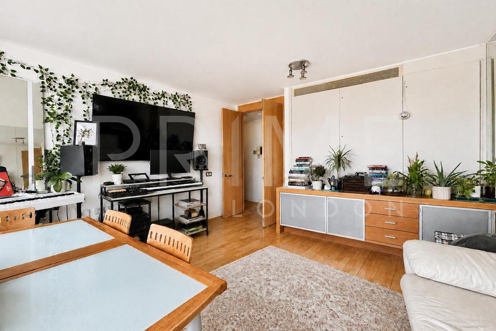 Apartment in 1 Albert Embankment - View 3