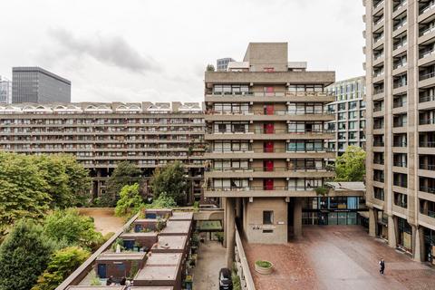 2 bedroom flat for sale, Defoe House, London