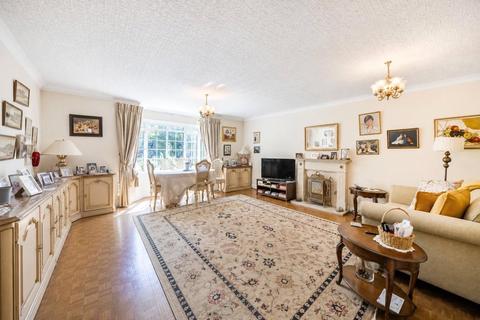 2 bedroom maisonette for sale, Wildoaks Close, Northwood
