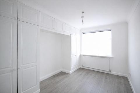 undefined, Launceston Gardens, Perivale, Greenford, Middlesex, UB6