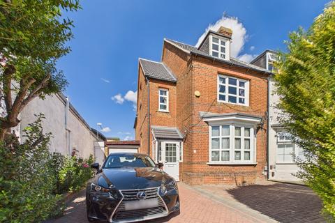 4 bedroom semi-detached house for sale, Willoughby Road, Langley, Berkshire, SL3