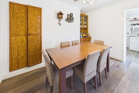 4 bedroom semi-detached house for sale, Willoughby Road, Langley, Berkshire, SL3