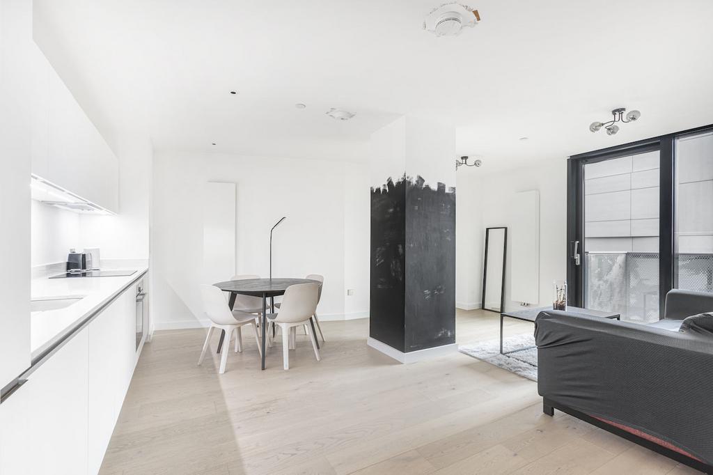 Apartment in London - View 3