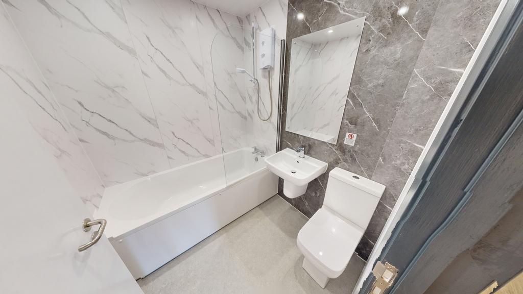 Apartment in Newcastle upon Tyne - View 5