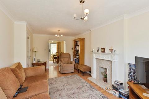 4 bedroom detached house for sale, Dickens Drive, Old Stratford, Milton Keynes