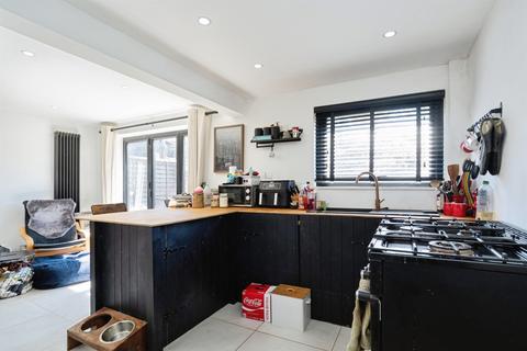 2 bedroom semi-detached house for sale, Whistler Road, Tonbridge