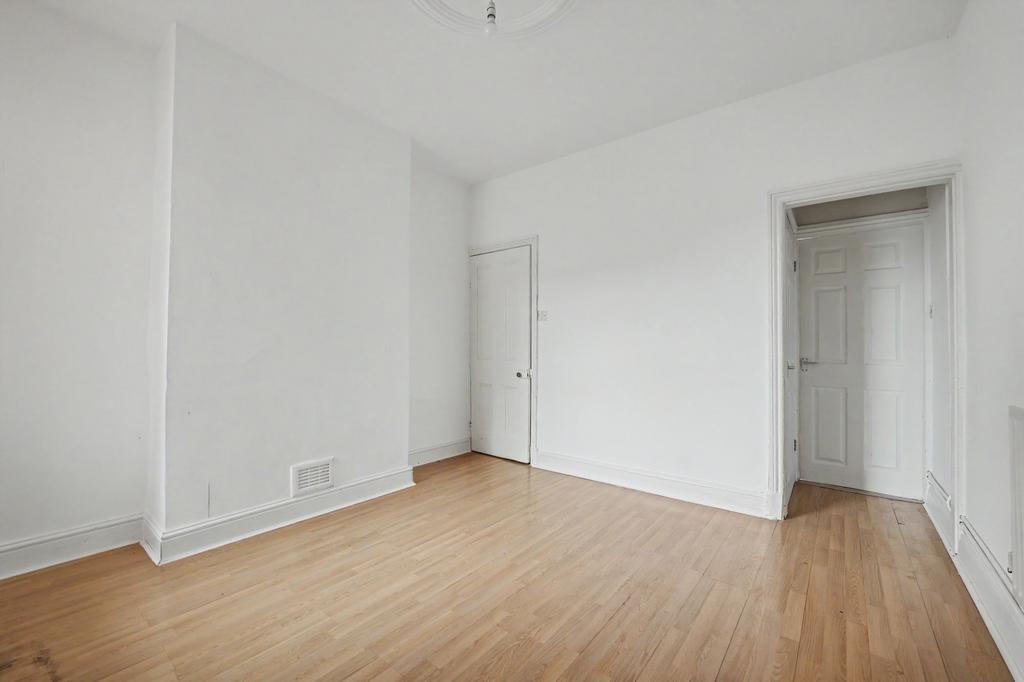 House in Leicester - View 3
