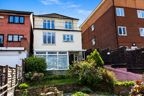 4 bedroom detached house for sale, Bournemouth BH9
