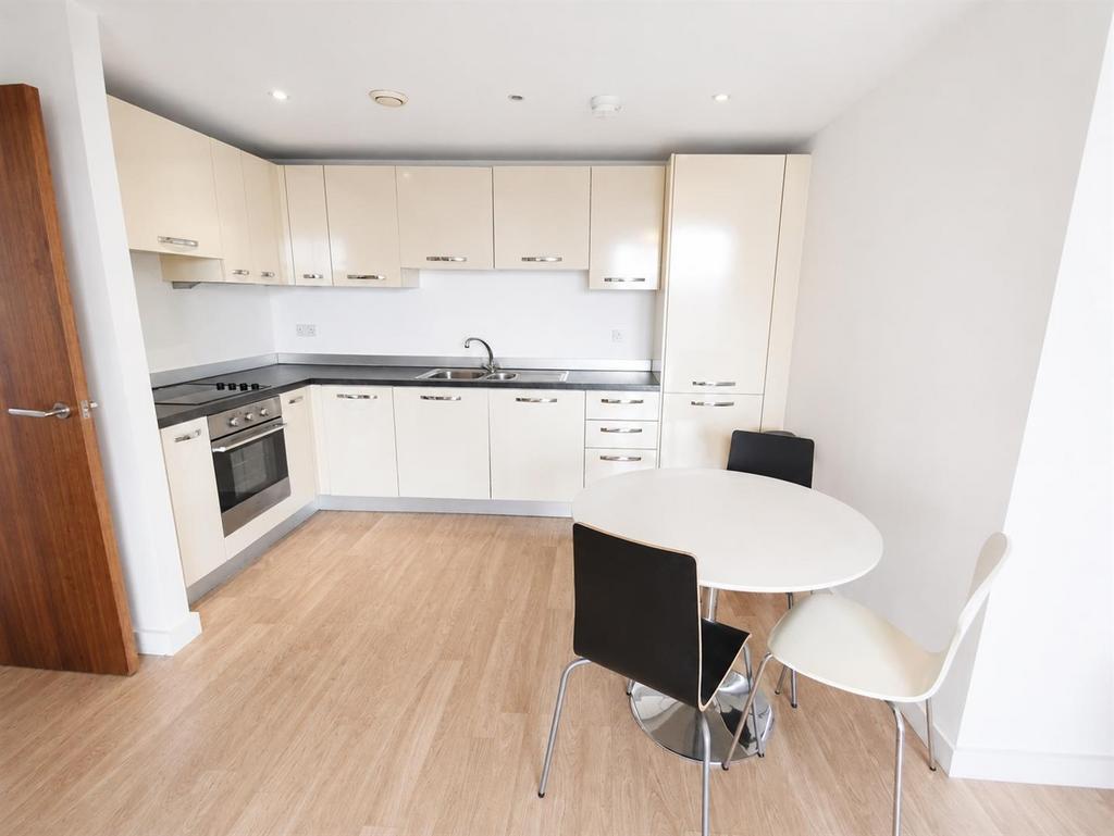 Apartment in Leeds - View 2