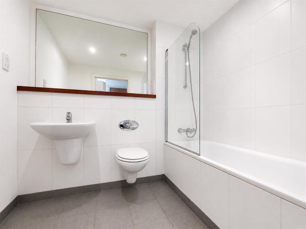 Apartment in Leeds - View 5