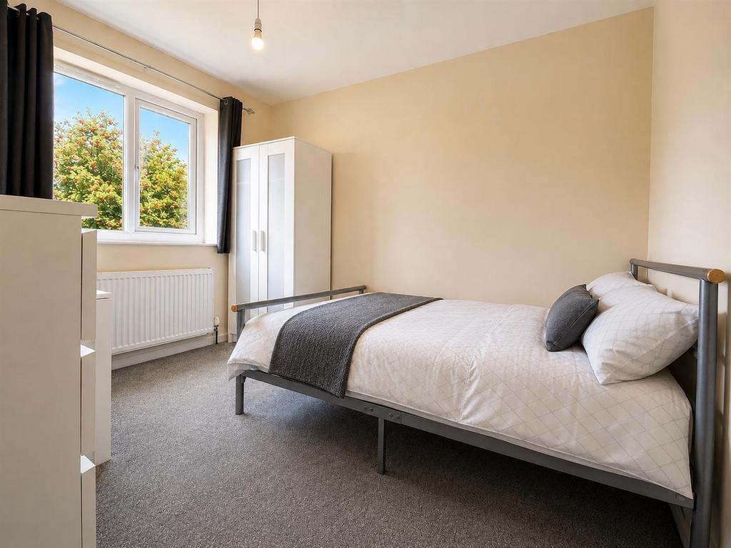 House in Sheffield - View 4