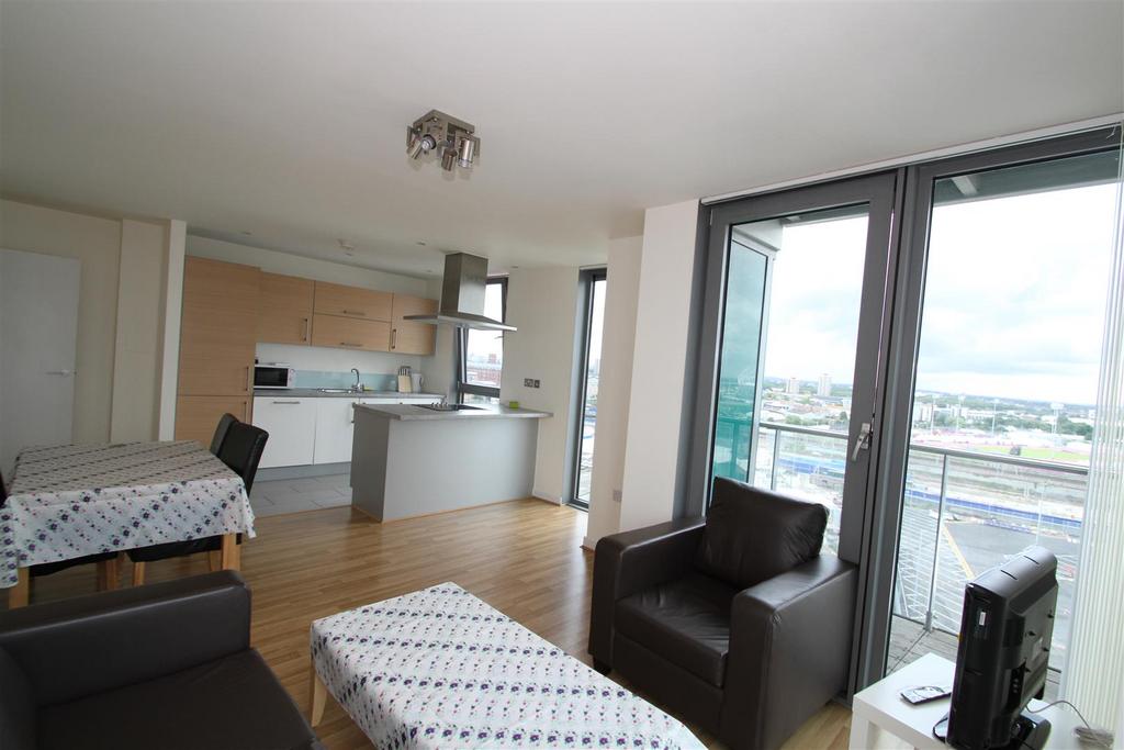 Apartment in London - View 5