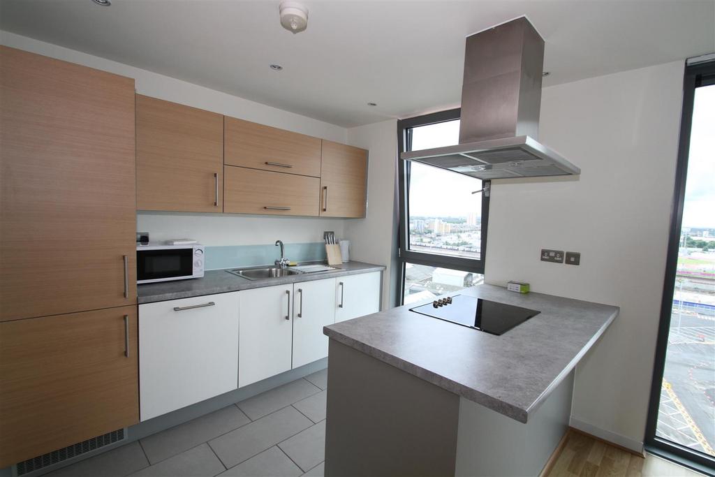 Apartment in London - More
