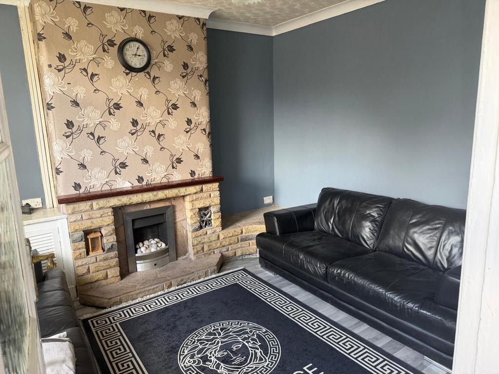 House in Manchester, Greater Manchester - View 2