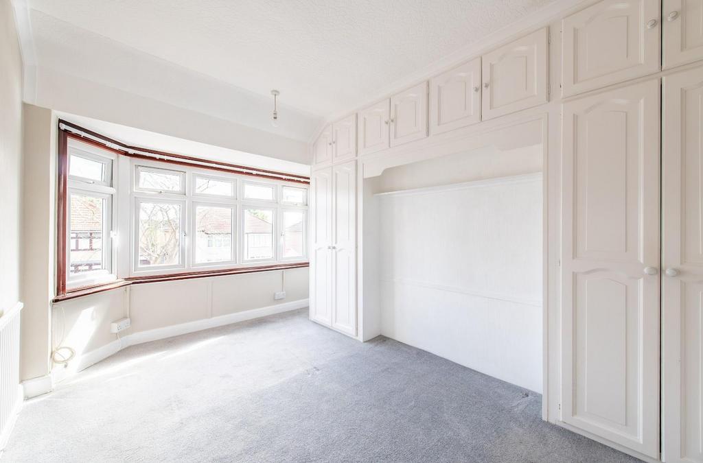 House in Welling - More