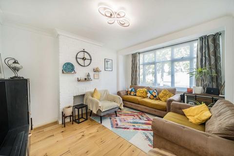 4 bedroom house for sale, Northborough Road, London