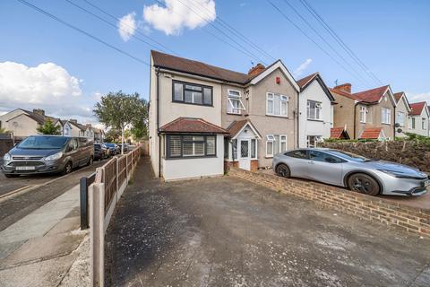 2 bedroom end of terrace house for sale, Monkton Road, Welling