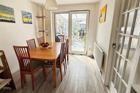 3 bedroom semi-detached house for sale, Wetherby Way, Little Sutton, Ellesmere Port, Cheshire, CH66