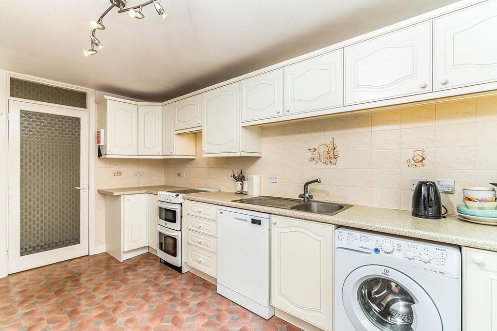Apartment in Southampton - View 2