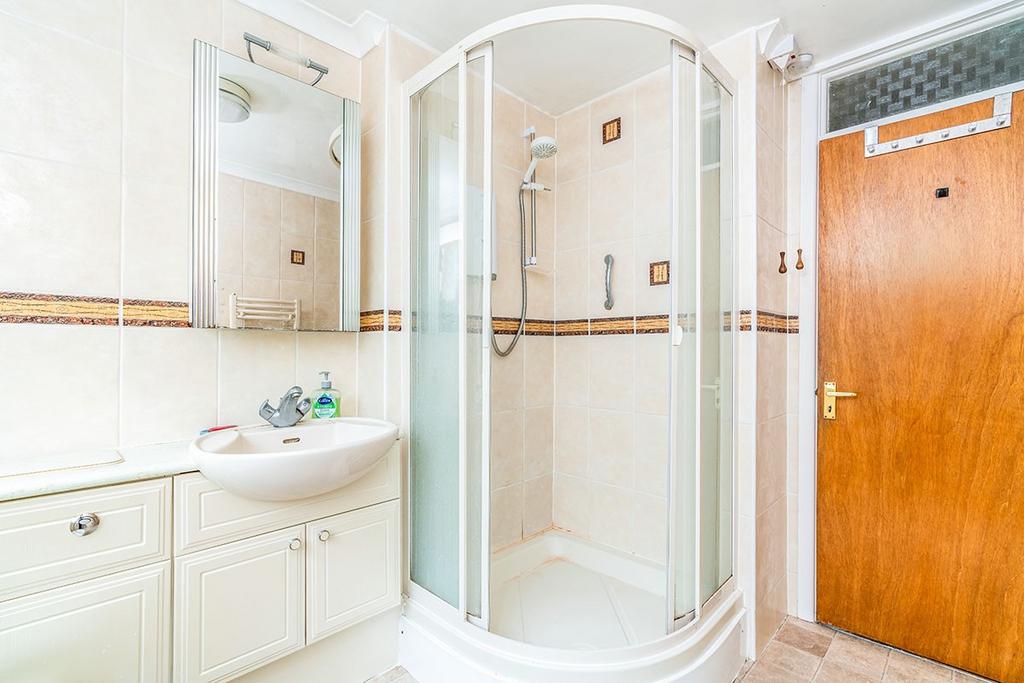 Apartment in Southampton - More