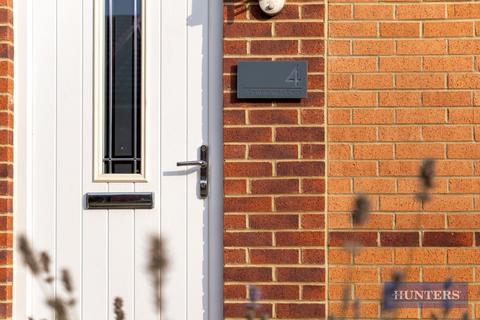 3 bedroom detached house for sale, Cottam Well Close, Driffield