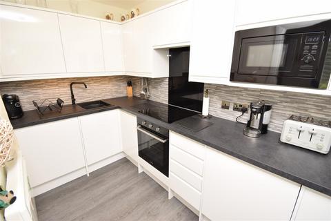 1 bedroom retirement property for sale, 15 Argyle Court, Inverness