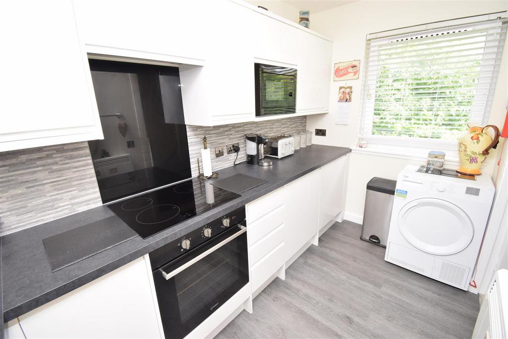 House in Inverness, Crown and City Centre - More