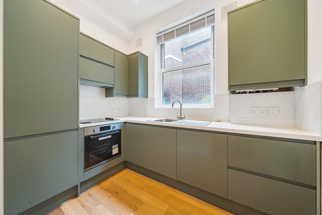 Apartment in London - View 2