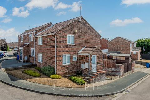3 bedroom semi-detached house for sale, Newark Close, Ipswich, IP2