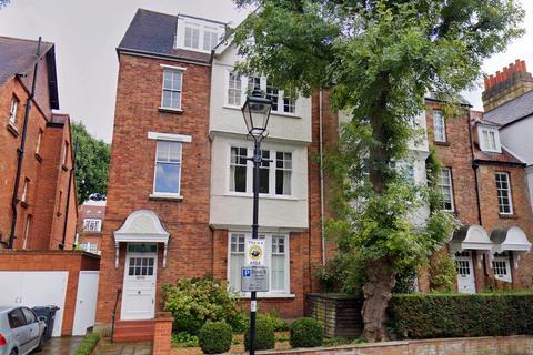 1 bedroom flat for sale, Woodstock Road, London, W4