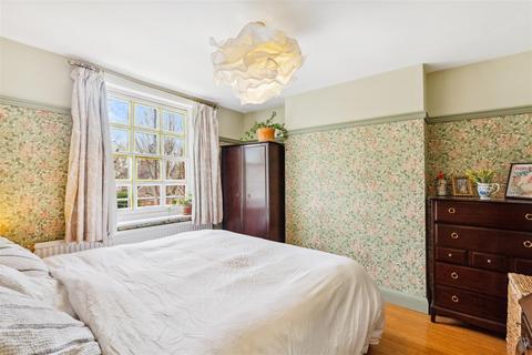 1 bedroom flat for sale, Woodstock Road, London, W4