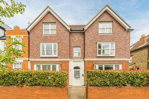Lingfield Avenue, Kingston Upon Thames KT1