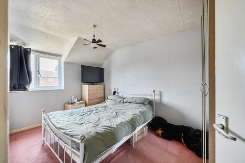3 bedroom semi-detached house for sale, Belsay, Toothill, Swindon, SN5 8HA