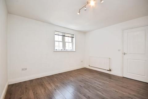 2 bedroom apartment for sale, Courtaulds Mews, Braintree
