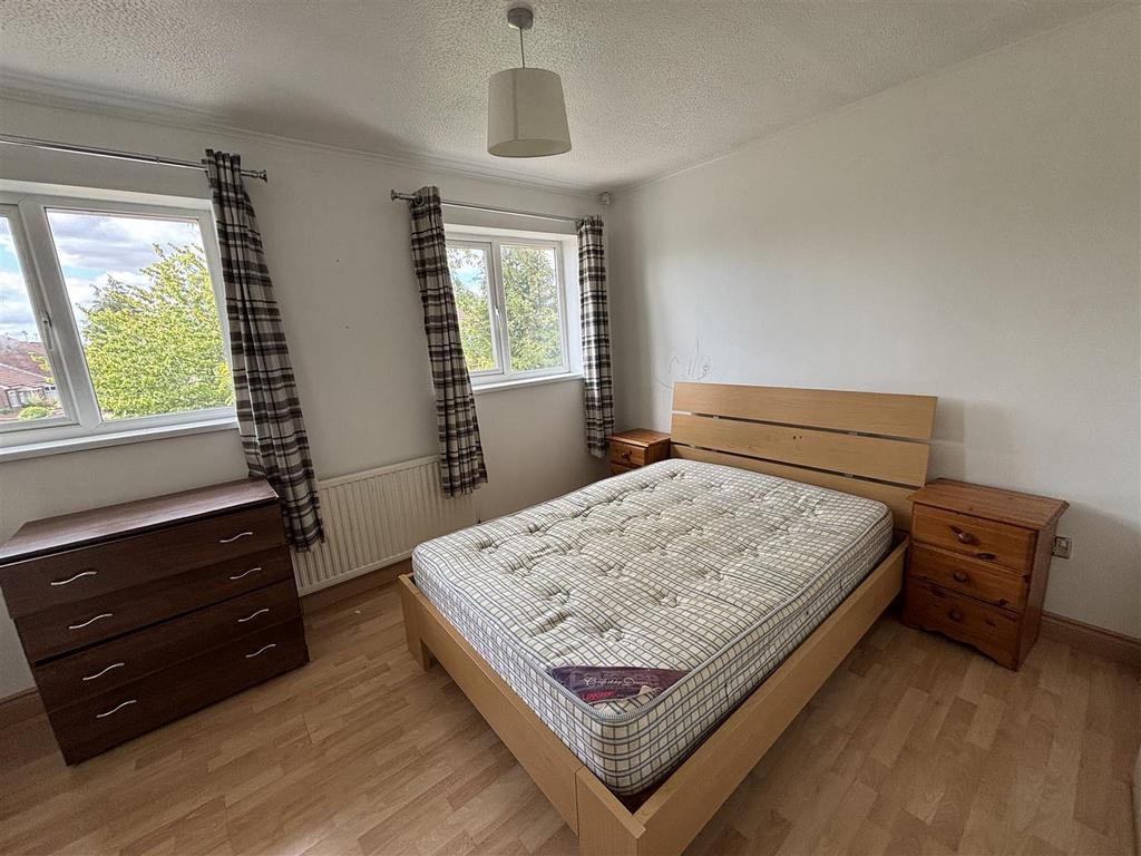 House in Leicester, Beaumont Leys - More