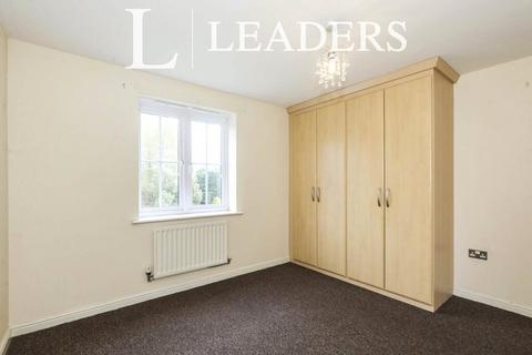 2 bedroom flat to rent, Willowbrook Walk, ST6