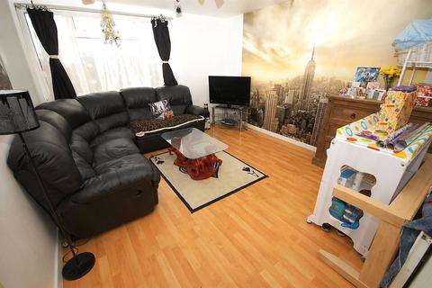 1 bedroom apartment for sale, Chatterford End, Basildon, Essex, SS14