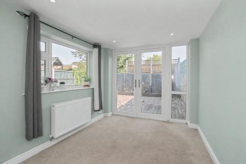 2 bedroom detached bungalow for sale, Brookhouse Lane, Bucknall, City Of Stoke-on-trent, ST2