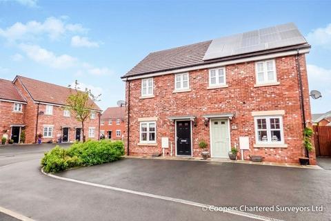 2 bedroom semi-detached house to rent, Baychester Road, Coventry, CV4