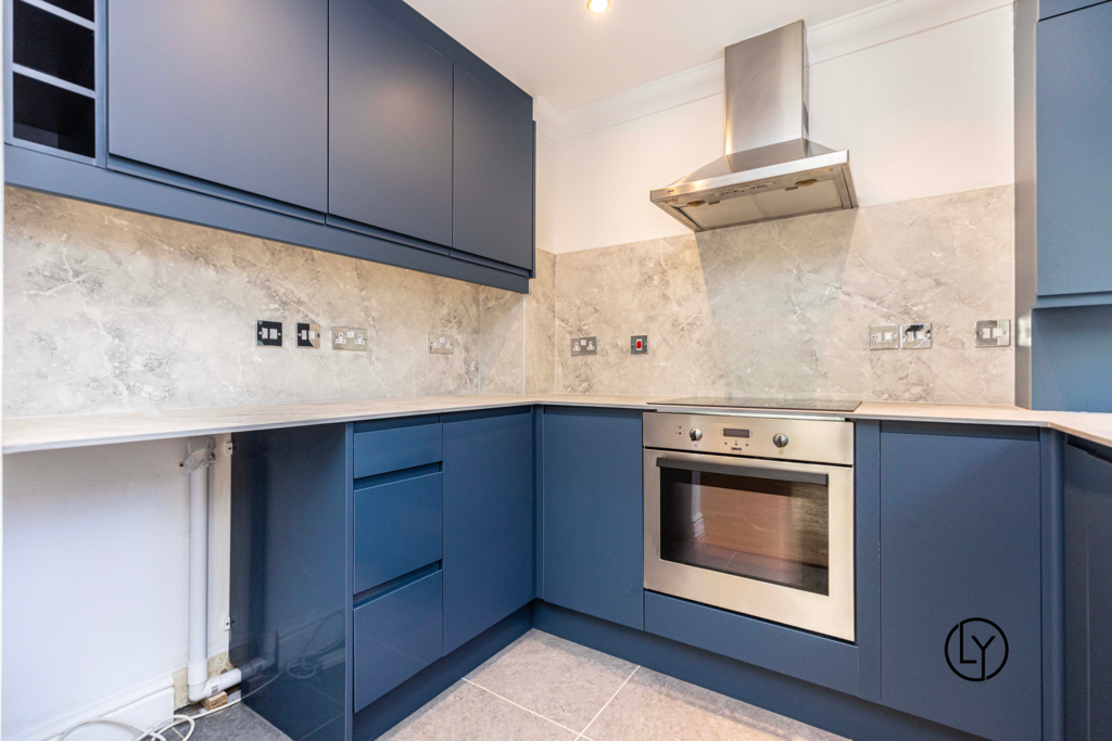 Apartment in Southbourne - View 4