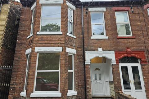 4 bedroom terraced house to rent, Spring Bank West, Hull, HU3