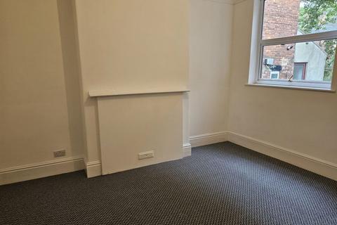 4 bedroom terraced house to rent, Spring Bank West, Hull, HU3