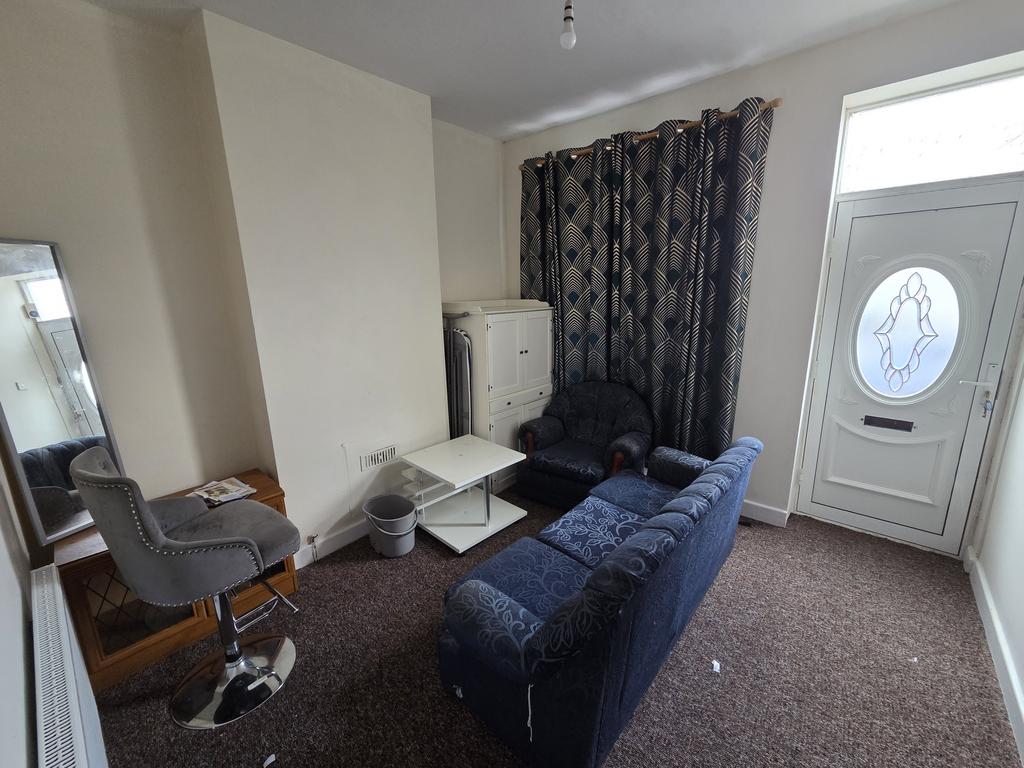 House in Smethwick - View 2