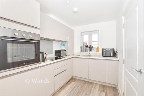 2 bedroom terraced house for sale, Hengist Drive, Aylesford ME20