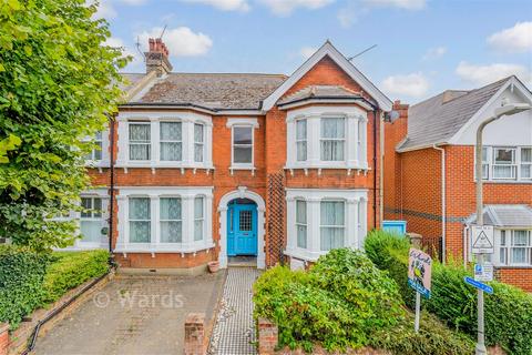 7 bedroom semi-detached house for sale, The Avenue, Gravesend DA11