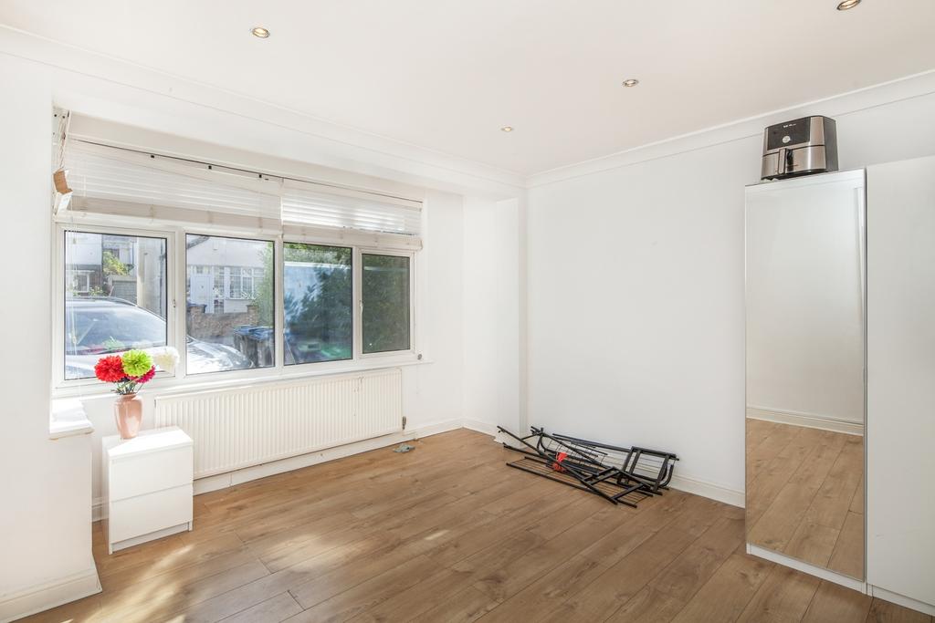 Apartment in London - View 2