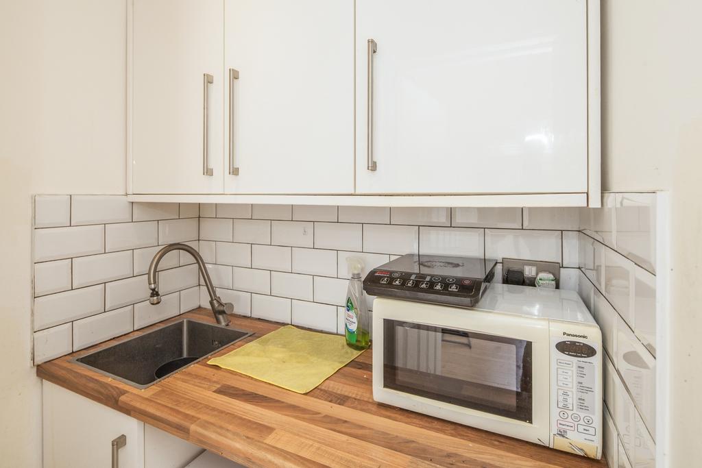 Apartment in London - More