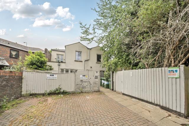 Butterwyke Place, Oxford, OX1